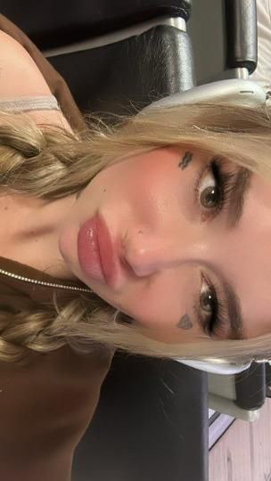 Hey Handsome, I'm 27 year's Single Independent baby bitch girl girl lick My Nipples💕Tight snatch Special servise fo...